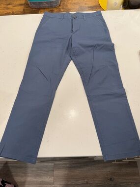 Men's Straight-Fit Chino Pants in Slate Blue